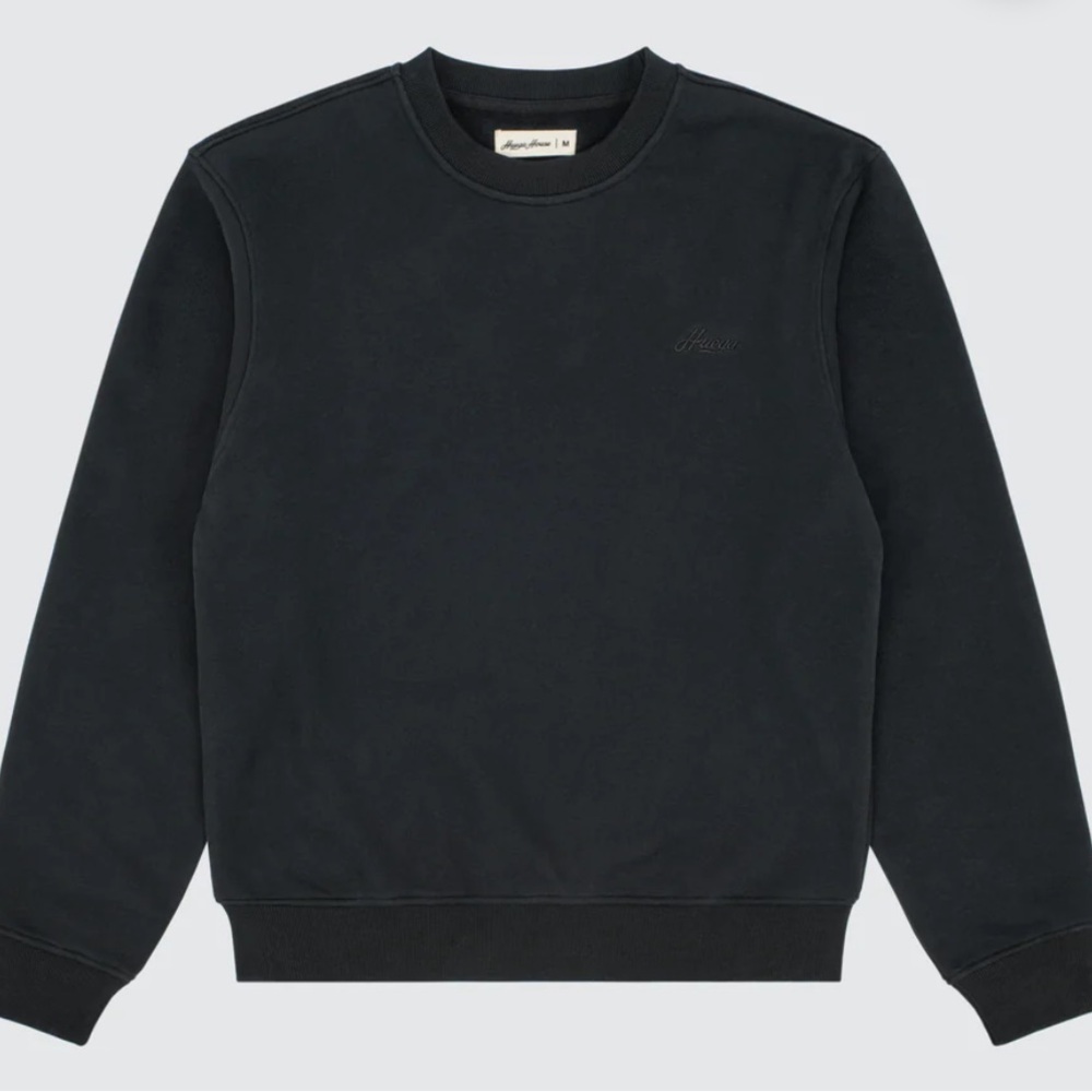 NWOT Huega House Essential Crewneck Sweatshirt